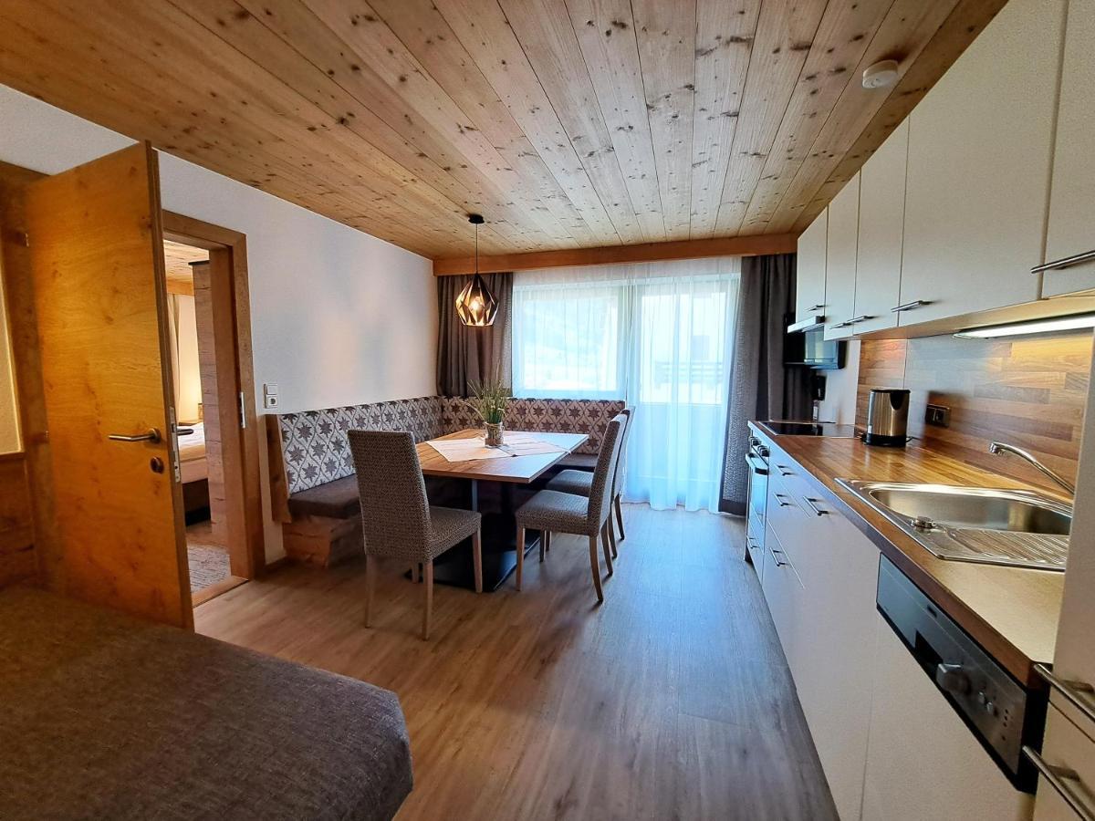 Gastehaus Hochmuth Apartment Mayrhofen Ngoại thất bức ảnh